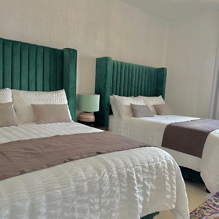 Suite Los Angeles Tecozautla Exterior photo