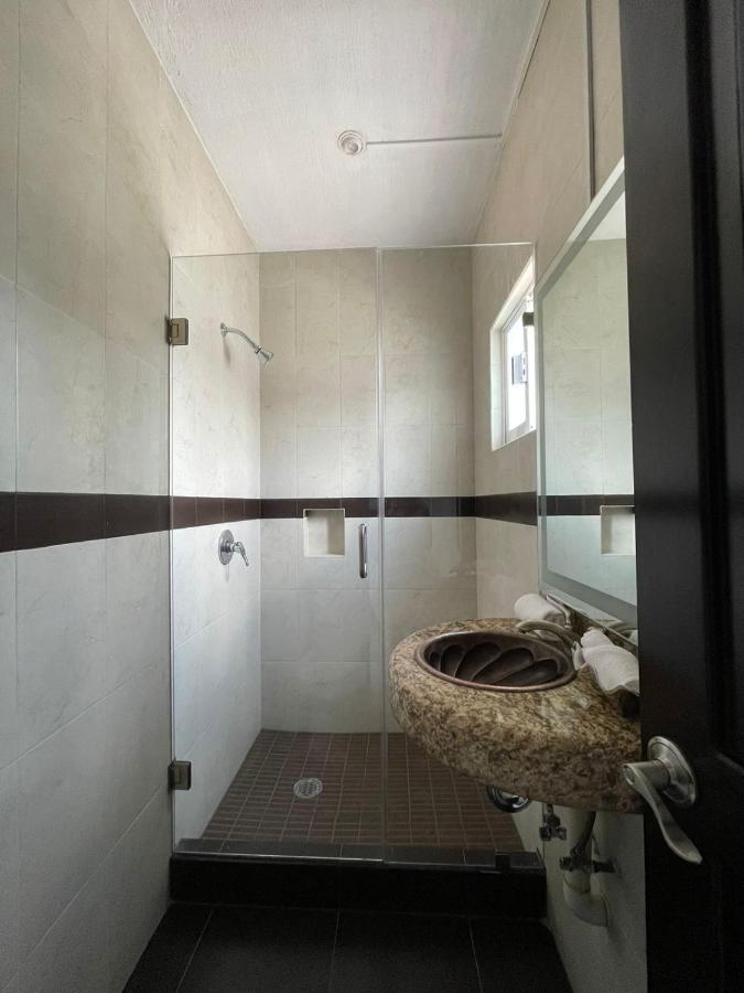 Suite Los Angeles Tecozautla Exterior photo